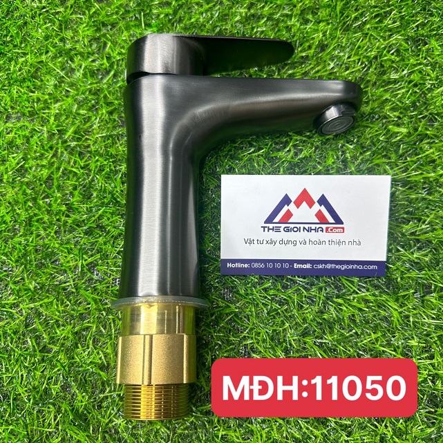 Vòi rửa mặt nóng lạnh inox màu ghi MC-1210 Luco